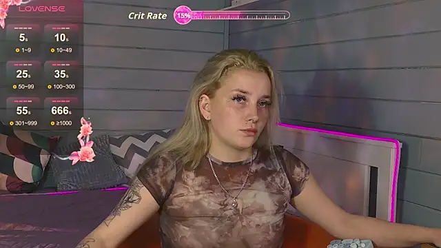 Snapshot of Crystal_Jull chatting on 09/17/25, 12:07 Crystal Jull online show from 09/17/25, 12:07