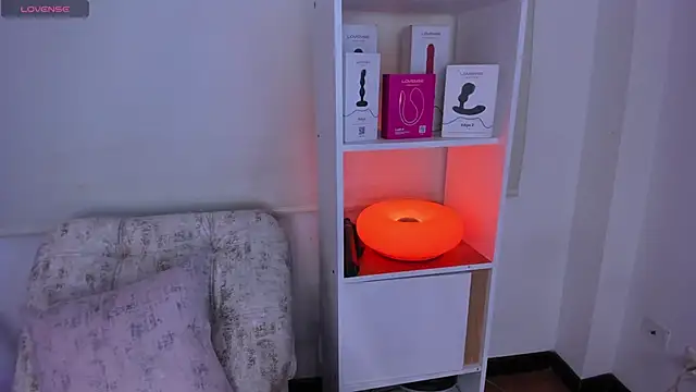 missweetpeach online show from 06/02/26, 11:49
