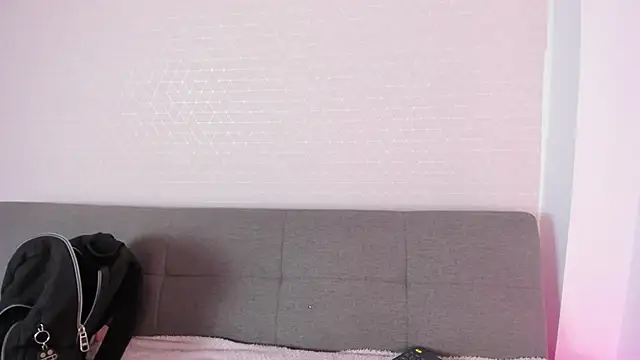 Snapshot of missweetpeach chatting on 11/26/25, 08:53 missweetpeach online show from 11/26/25, 08:53