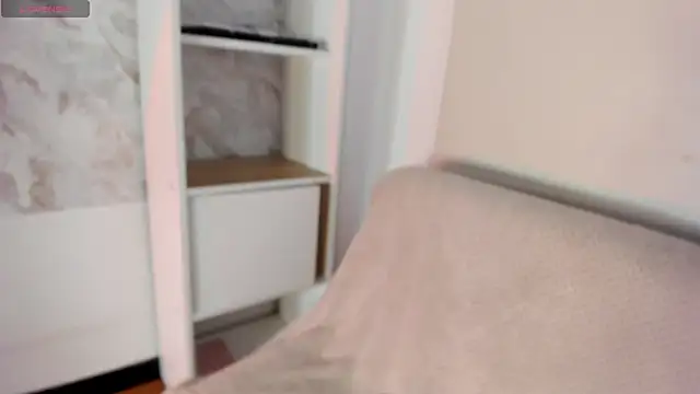 missweetpeach online show from 05/05/26, 12:02