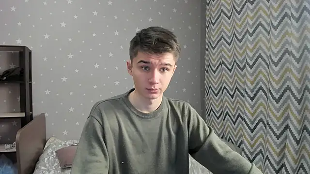 Snapshot of SherlockMax chatting on 11/22/25, 03:55 SherlockMax online show from 11/22/25, 03:55