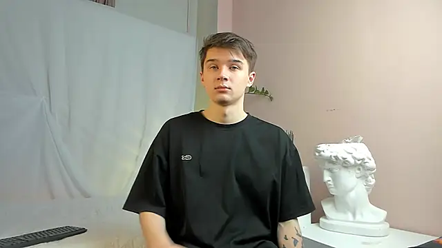 SherlockMax online show from 04/08/26, 07:26