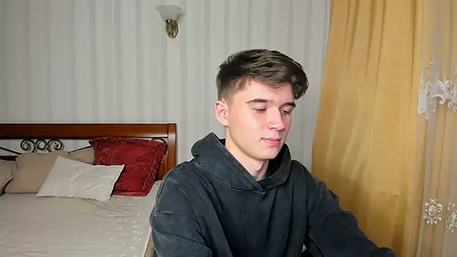 Snapshot of SherlockMax chatting on 09/12/25, 06:29 SherlockMax online show from 09/12/25, 06:29