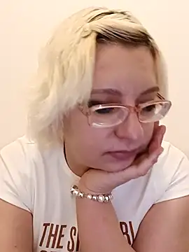 VikaKing online show from 11/07/25, 08:13