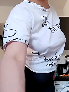 VikaKing online show from 10/30/25, 12:36