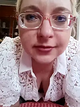 VikaKing online show from 04/23/26, 12:29