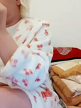 VikaKing online show from 11/04/25, 04:16