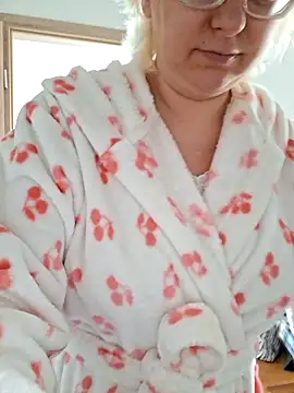 VikaKing online show from 10/26/25, 08:37