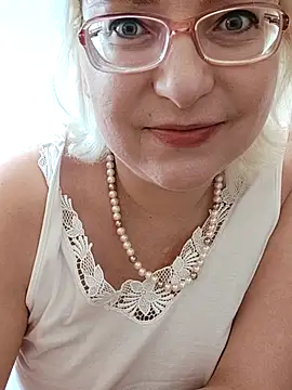 VikaKing online show from 11/27/25, 09:21