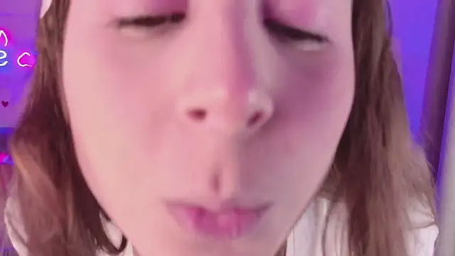 Queen Michelle  online show from 02/14/26, 09:48