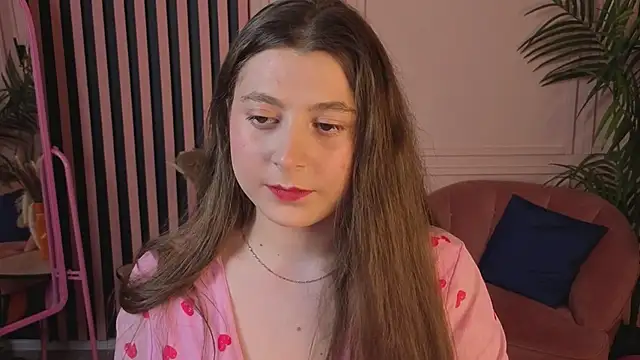 Snapshot of Queen_Michelle_ chatting on 12/03/25, 10:09 Queen Michelle online show from 12/03/25, 10:09