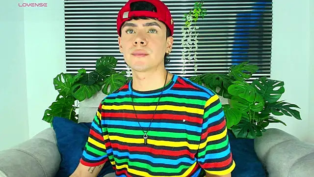 CamiiGuzmanX online show from 03/02/26, 09:44