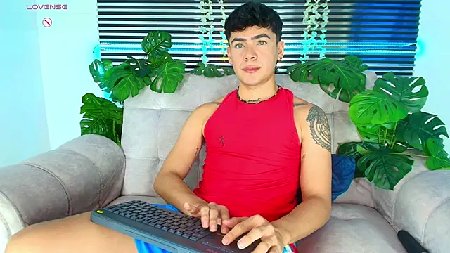 CamiiGuzmanX online show from 03/14/26, 08:37