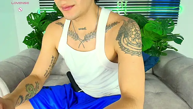 CamiiGuzmanX online show from 03/04/26, 09:44