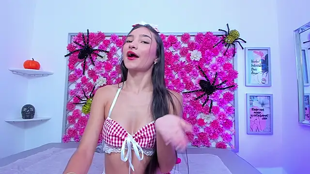 hannah miller 1 online show from 10/22/25, 11:42