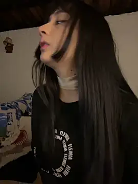 Snapshot of kaori_77 chatting on 10/22/25, 03:39 kaori 77 online show from 10/22/25, 03:39