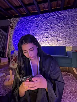 kaori 77 online show from 04/11/26, 07:45