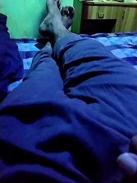 Snapshot of Girls_pussy_rider chatting on 11/07/25, 02:32 Girls pussy rider online show from 11/07/25, 02:32