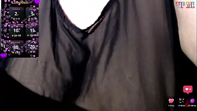 Curvy Mommy online show from 11/21/25, 09:47