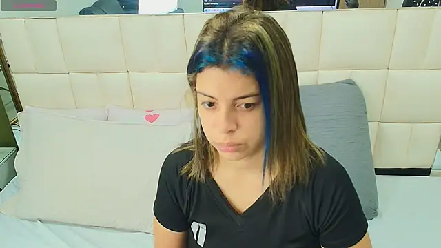 gisell gomez online show from 09/10/25, 11:53