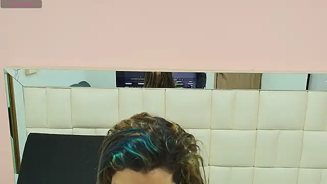 gisell gomez online show from 11/11/25, 12:11