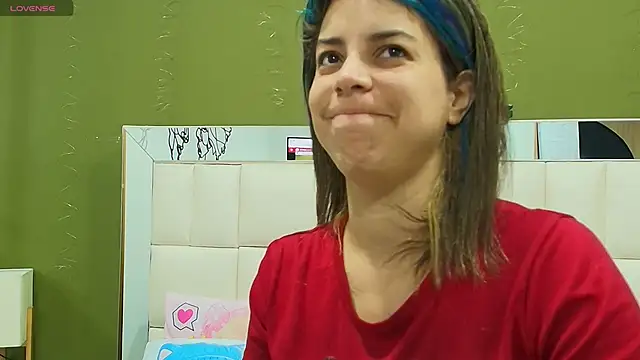 gisell gomez online show from 10/29/25, 11:20