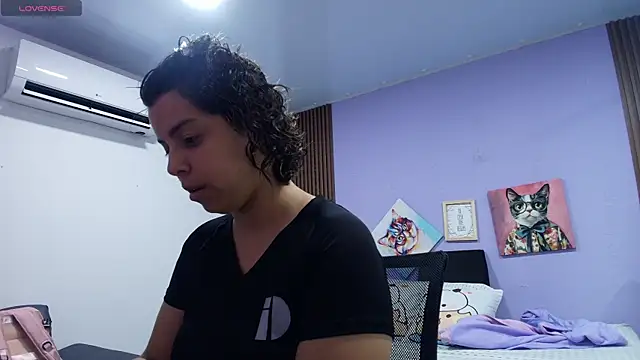 gisell gomez online show from 04/17/26, 08:00