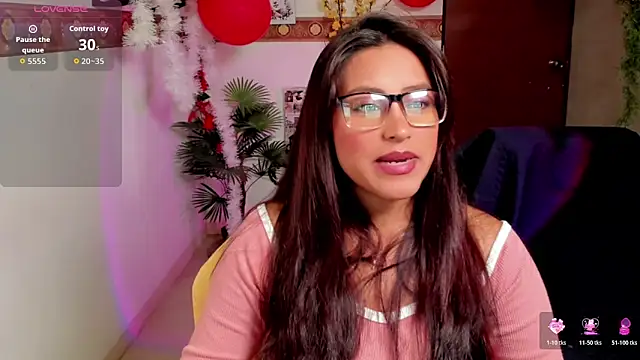 Cameroon-Diaz online show from 02/18/26, 01:51