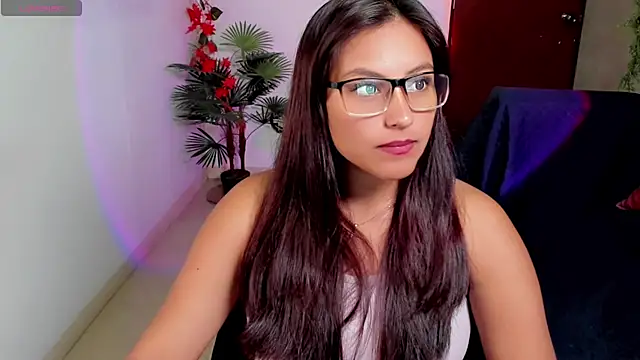 Cameroon-Diaz online show from 02/07/26, 01:52