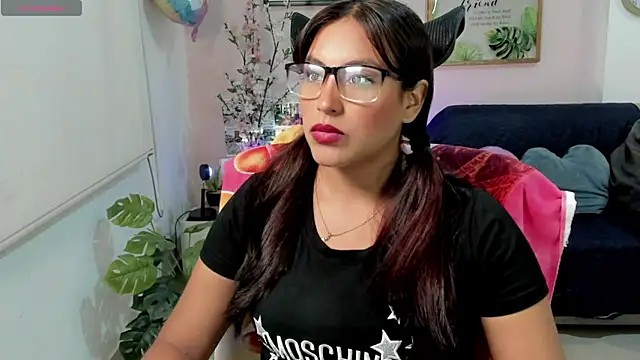 Cameroon-Diaz online show from 01/17/26, 01:47