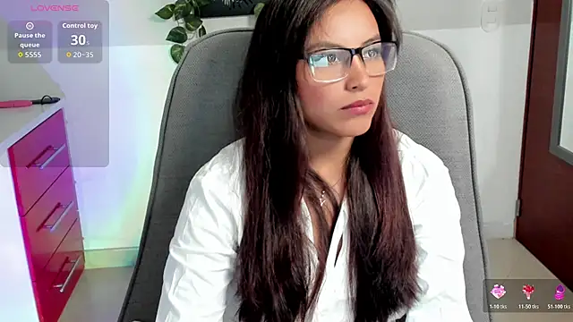 Cameroon-Diaz online show from 04/09/26, 01:50