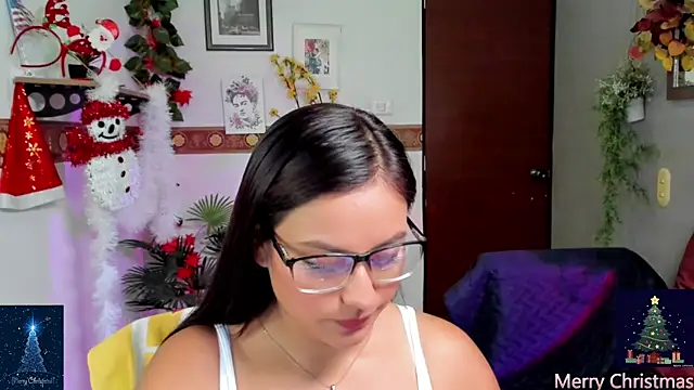 Cameroon-Diaz online show from 12/20/25, 01:47