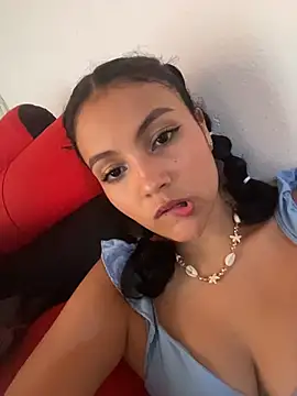 Angel-Caribbean online show from 11/17/25, 07:07