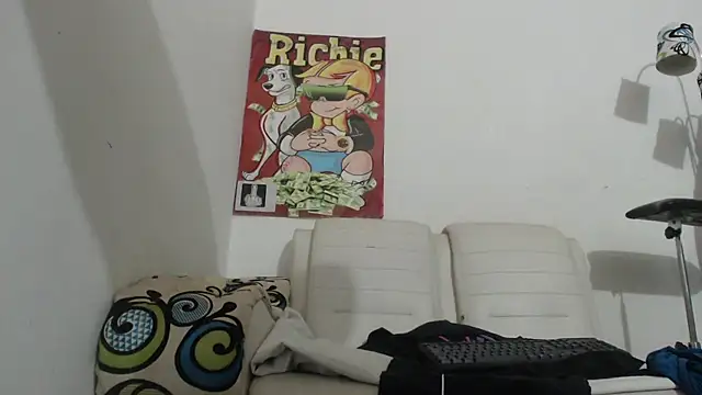 Snapshot of Thomasjons_ chatting on 12/18/25, 08:45 Thomasjons online show from 12/18/25, 08:45