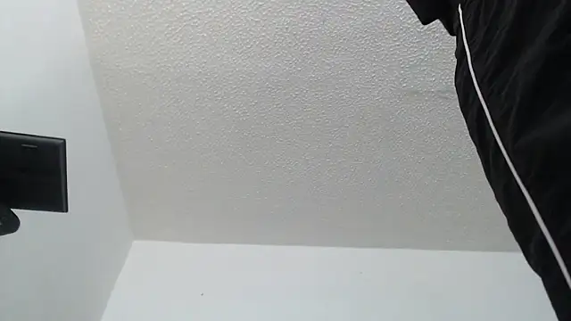 Thomasjons  online show from 12/20/25, 06:11