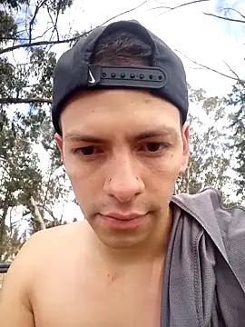 Snapshot of Thomasjons_ chatting on 12/04/25, 04:50 Thomasjons online show from 12/04/25, 04:50