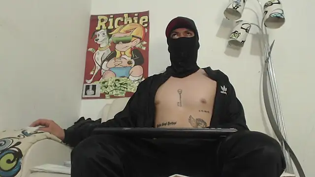 Snapshot of Thomasjons_ chatting on 11/14/25, 06:06 Thomasjons online show from 11/14/25, 06:06