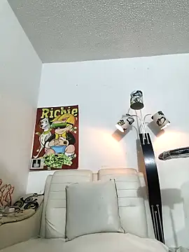 Thomasjons  online show from 02/17/26, 03:37