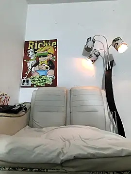 Thomasjons  online show from 02/13/26, 01:49