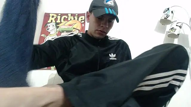 Snapshot of Thomasjons_ chatting on 12/03/25, 10:09 Thomasjons online show from 12/03/25, 10:09