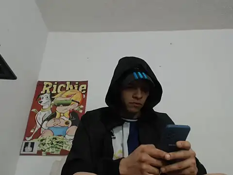 Snapshot of Thomasjons_ chatting on 11/03/25, 03:45 Thomasjons online show from 11/03/25, 03:45