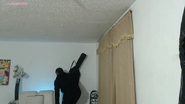 Thomasjons  online show from 04/04/26, 04:19