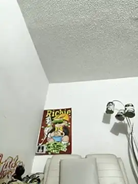 Thomasjons  online show from 02/07/26, 02:41