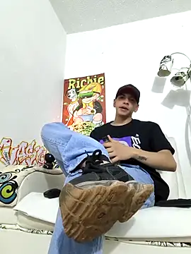 Thomasjons  online show from 02/08/26, 02:53