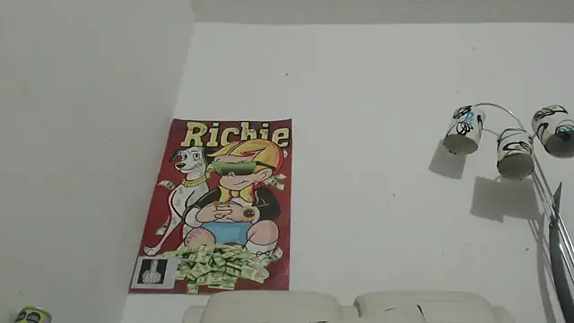 Snapshot of Thomasjons_ chatting on 11/22/25, 01:59 Thomasjons online show from 11/22/25, 01:59