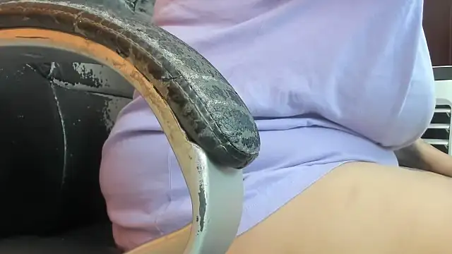 Karol c31 online show from 11/30/25, 02:40