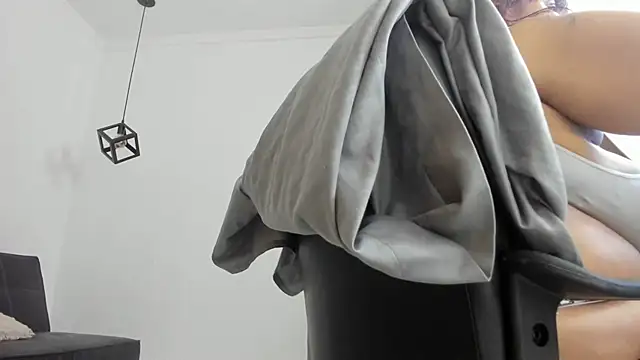 Snapshot of Karol_c31 chatting on 04/30/26, 03:35 Karol c31 online show from 04/30/26, 03:35