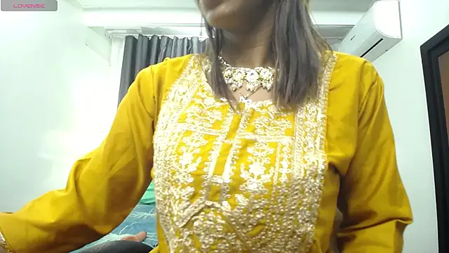 kairadayamai online show from 04/13/26, 12:31