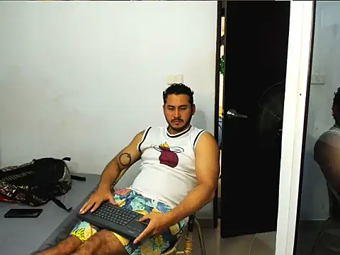 Snapshot of ashlan_king chatting on 02/08/26, 12:58 ashlan king online show from 02/08/26, 12:58