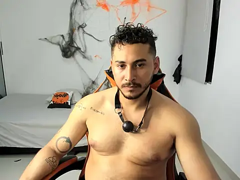 ashlan king online show from 11/14/25, 02:26